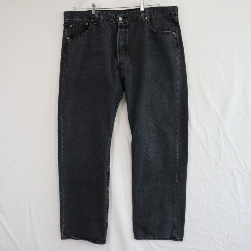 Levi's 501 Jeans Mens‎ 42x32 Original Fit Button Fly 5-Pocket Denim Black